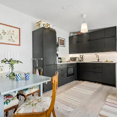 Gorgeous In Hornbk With Kitchen *